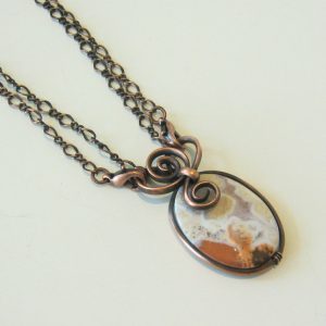 Oval Agate Copper Necklace